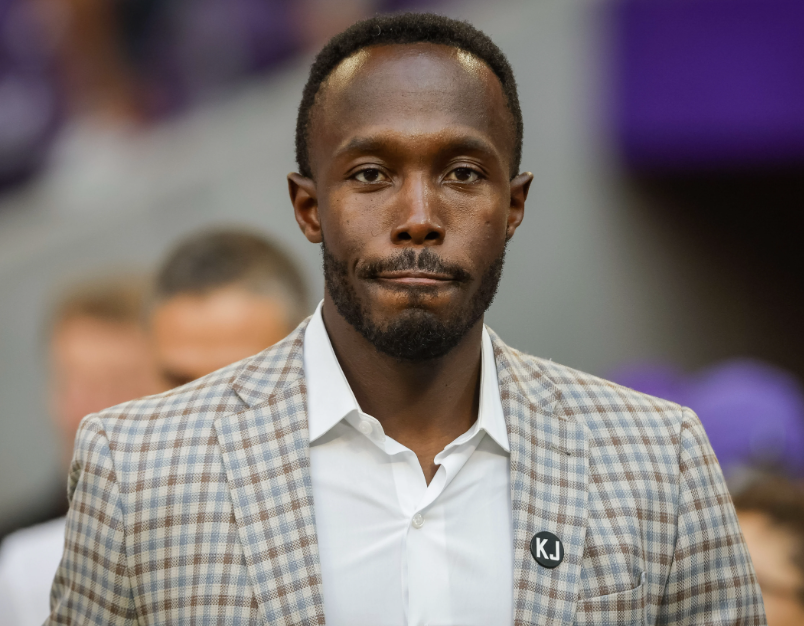 NFL_DovKleiman's tweet image. Kwesi Adofo-Mensah was one of the WORST general managers in NFL history...

• Reportedly used PFF to evaluate and select different players in the draft.
• Took two weeks off for paternity leave after the birth of his first son
• Let Daniel Jones and Sam Darnold walk
• Drafted…