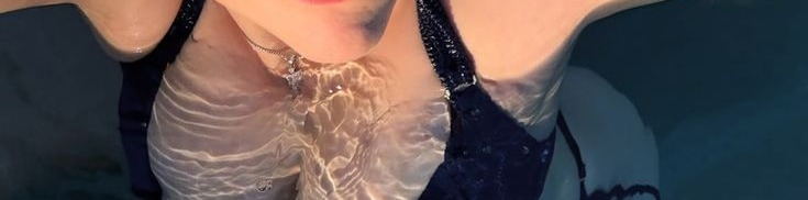 Close-Up Water Selfie of Billie Eilish example 6