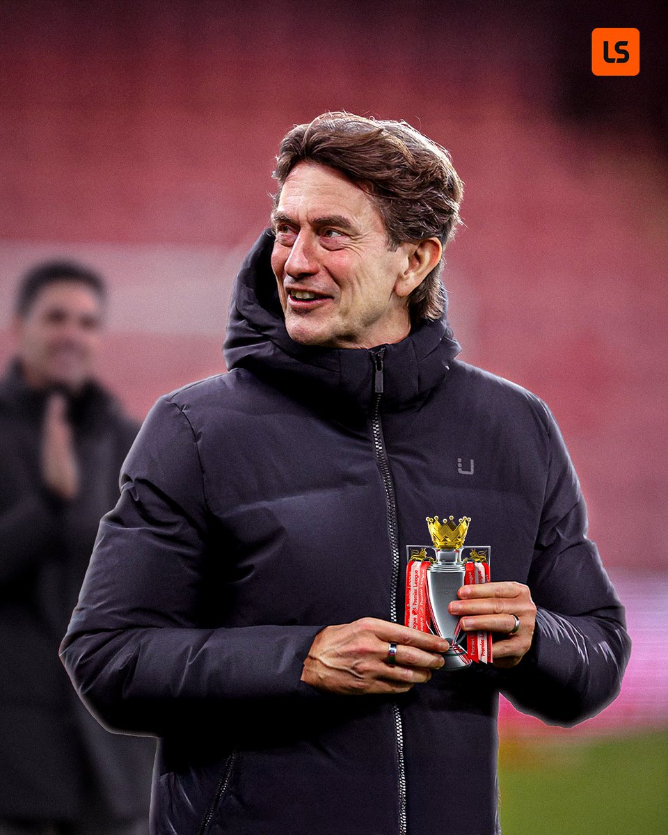 livescore's tweet image. Thomas Frank does Arsenal a huge favour in the title race 🏆

The Gunners are now 6⃣ points clear 👀