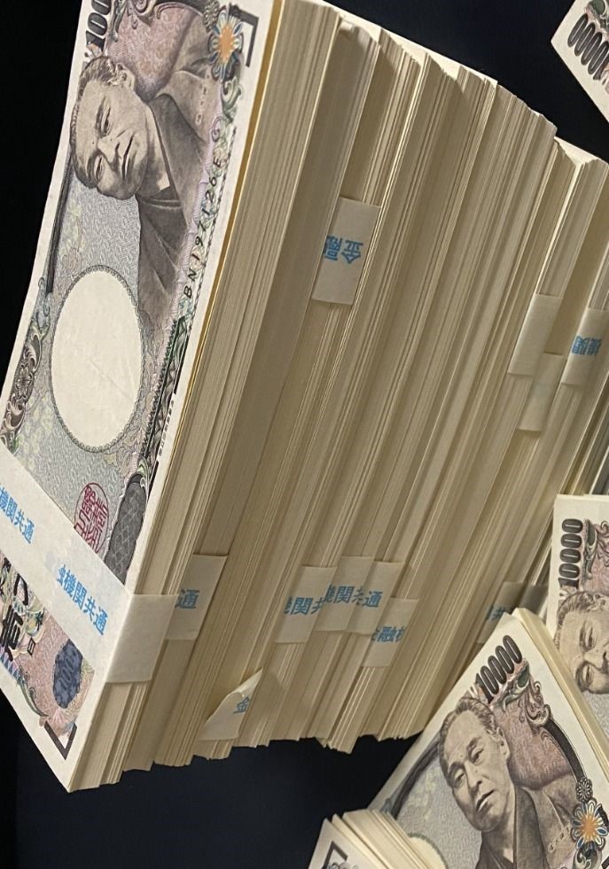 Lucha_kansya's tweet image. 月曜日の  神奇跡が起こる！      

即リポストで       

使ったお金が3倍返しで戻ってくる！  

画像に願いを込めて       

感謝と共に祈る