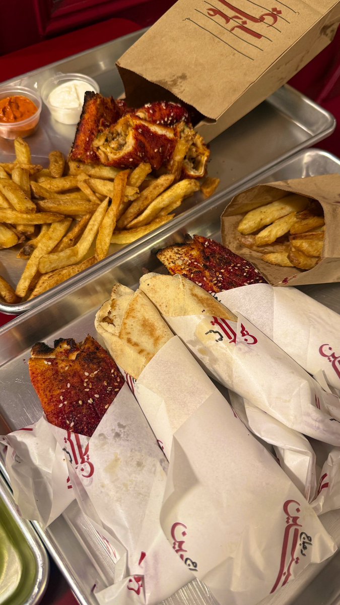 مطاعم الرياض 🍔🍽 tweet media