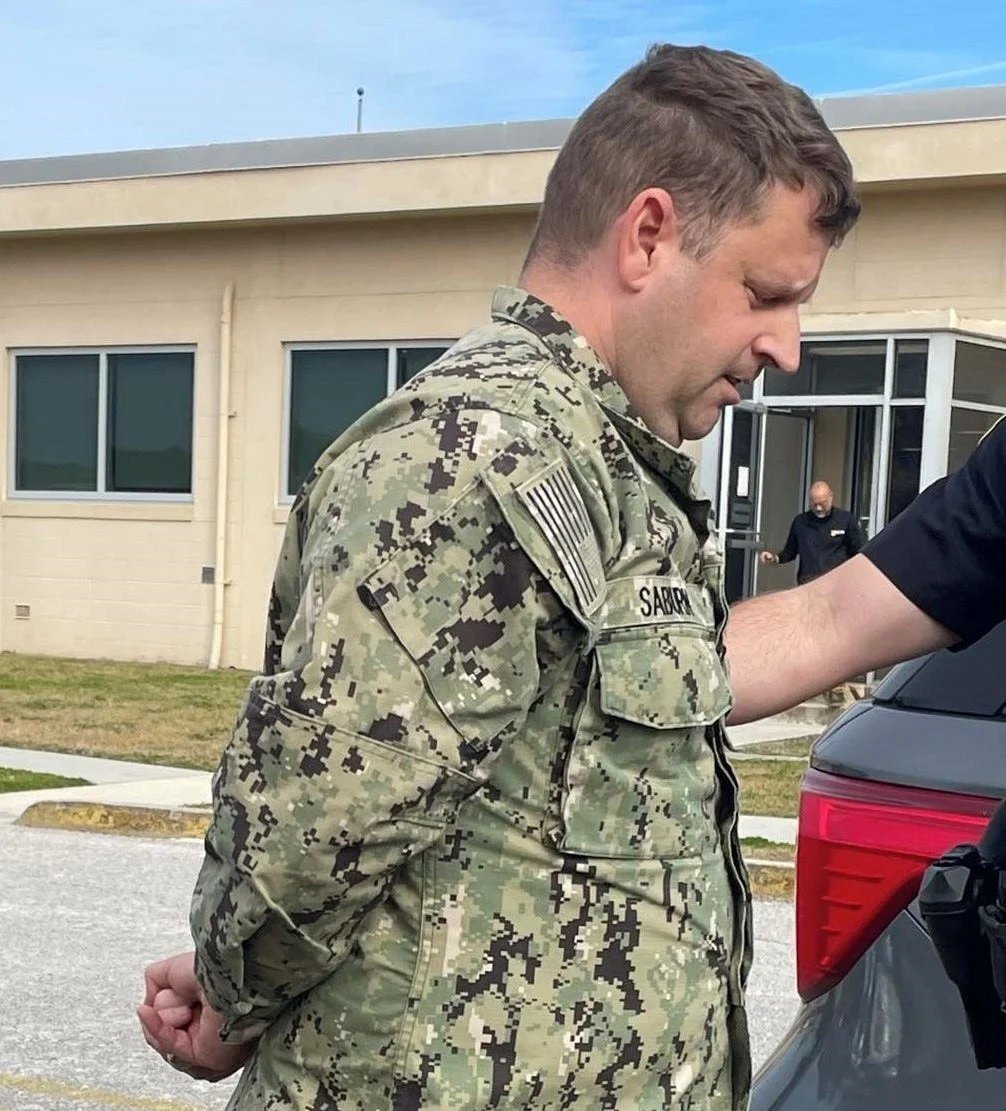 shiloh_pac's tweet photo. Active duty U.S. Navy Cmdr. Jonathan Saburn, 44, was arrested charges of lewd or lascivious molestation, and child abuse.
#blackfatigue #fatigue #whitelivesmatter #whiteonwhitecrime #whiteOnWhiteViolence #pgem #80percent #CrimingWhileWhite 
#waster
https://t.co/Qq0szTzWez https://t.co/gqn9goBtbK