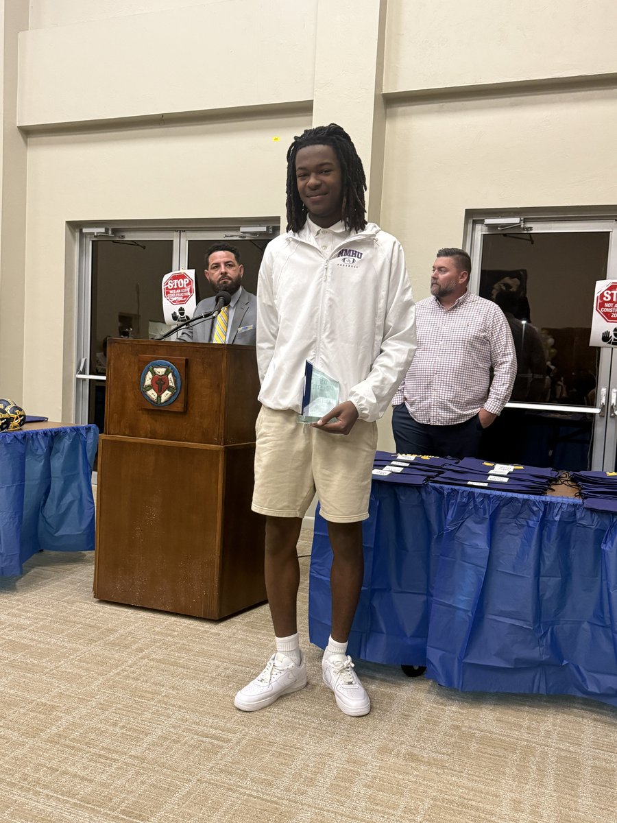 Carl White tweet media