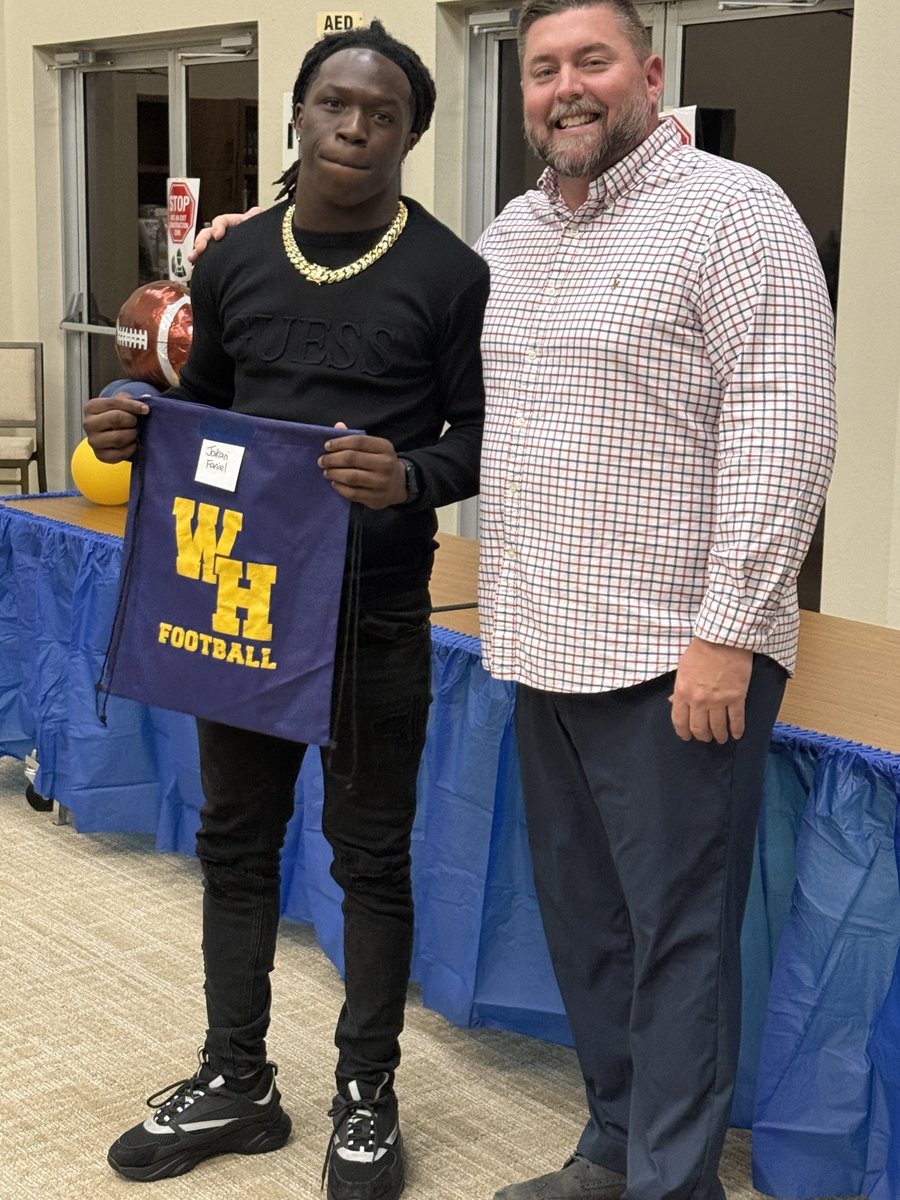 Carl White tweet media