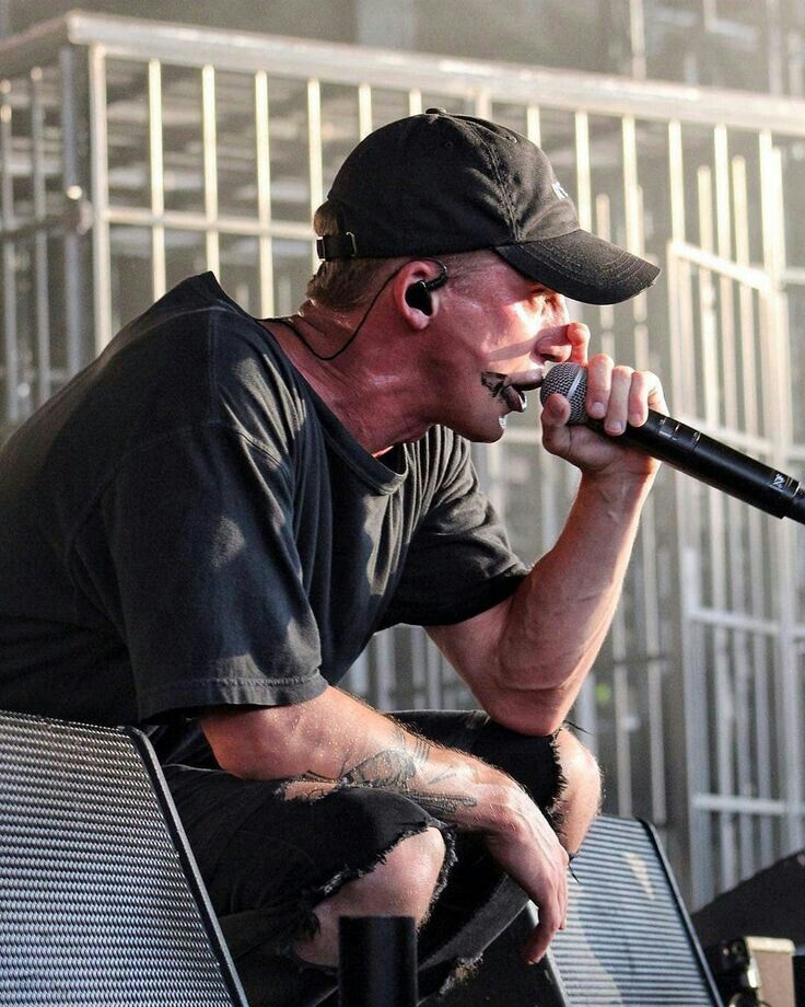 naz 🗝️ tweet media