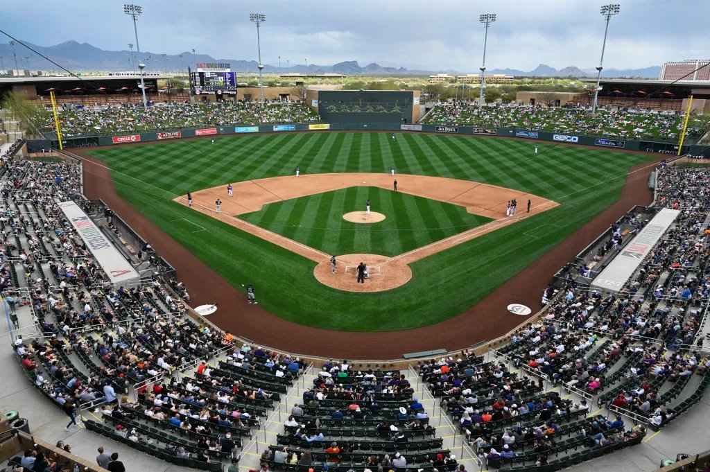PatrickDLyons's tweet photo. Happy February.

Baseball returns this month. https://t.co/3cYXoMuwGr