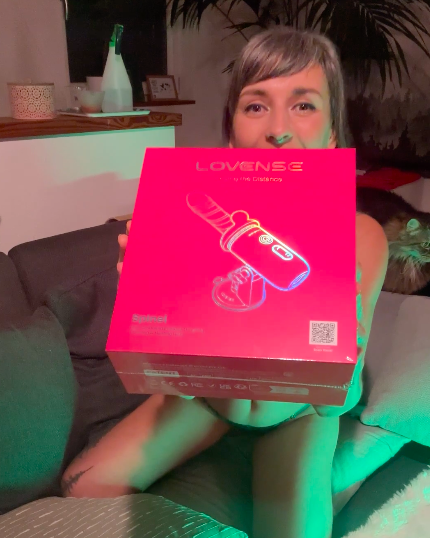 Plot twist: I wasn't expecting gifts today… but here we are looking spoiled 😁 Thanks to one of my subscribers!
Wanna see how I use it for the first time or even control it? 
#Lovense #Unboxing