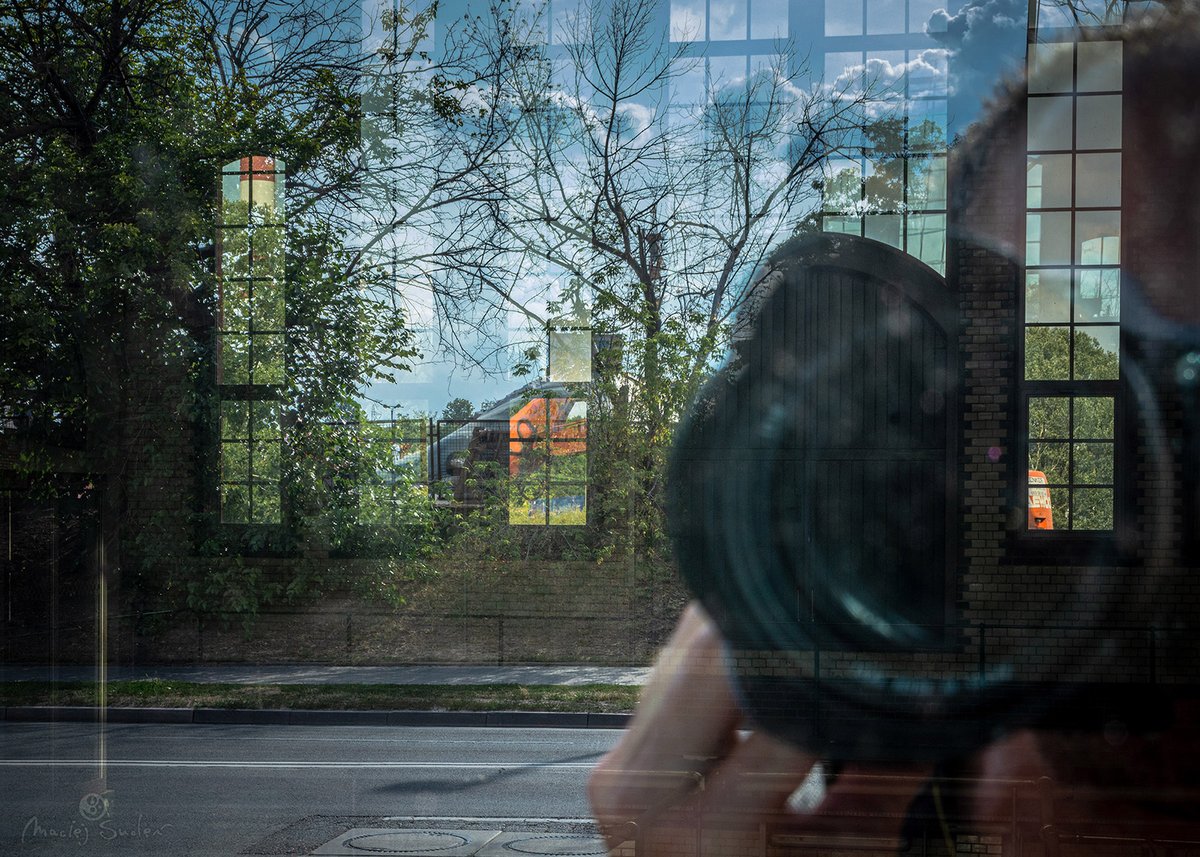 2019.111

#MaciejSmolenPhotoGraphics #IncidentalPhotoCollection

#StreetPhotography #Nikon #D7200 #NikonD7200 #Sigma17_50

Nikon D7200 | Sigma 17-50mm f/2.8 DC EX OS HSM

maciej-smolen.blogspot.com