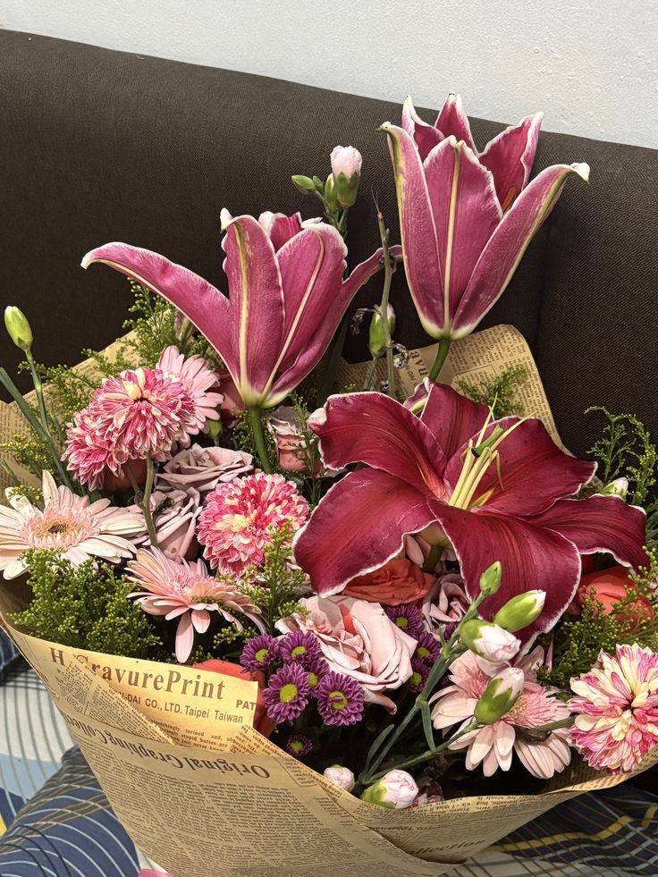 Nooni (@chaarpaai) on Twitter photo 