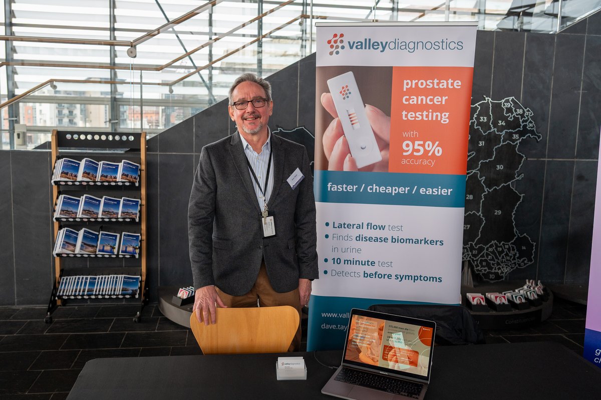 Luis AJ Mur tweet media