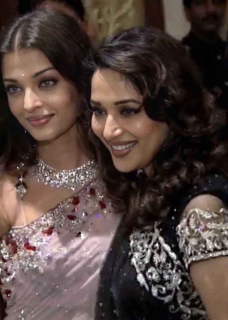 earthlykisssed's tweet image. 