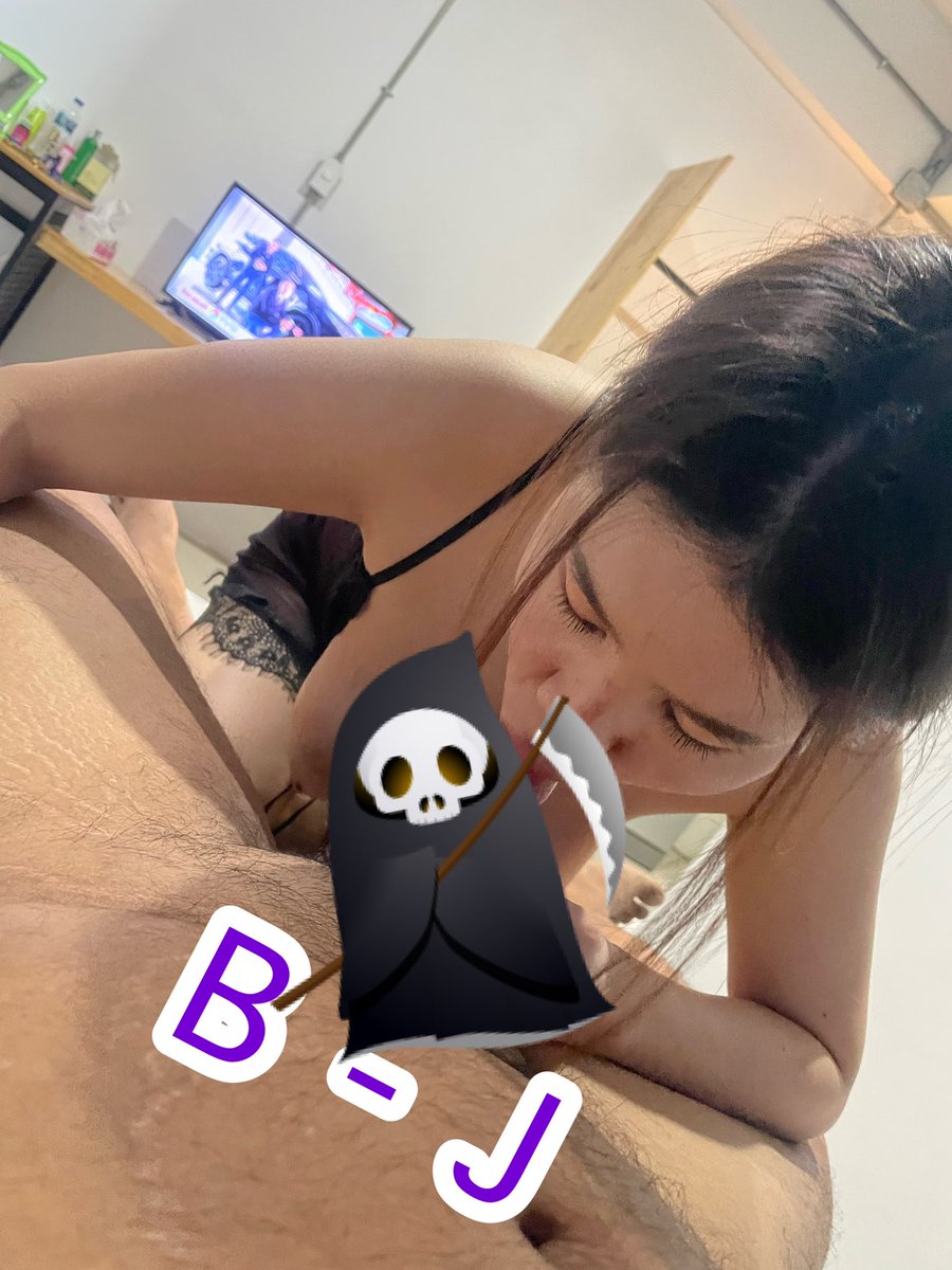 Be_j69's tweet photo. วันอาทิตนอนดึกอีกตามเคย #ยืมเมจforเงี่ยน  #ยืมเมจforลั่น  #เงี่ยน #ยืมเมจforsex https://t.co/zWhGibcUA3
