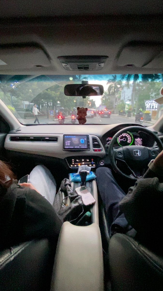 ddeonuwz's tweet photo. a short getaway to bandung💨 https://t.co/3GQjRfYsR8