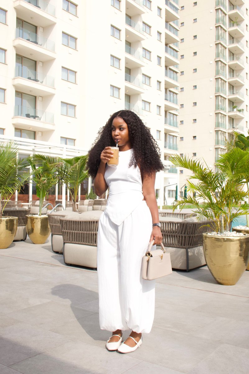 BELLA OKAGBUE⚡️ tweet media