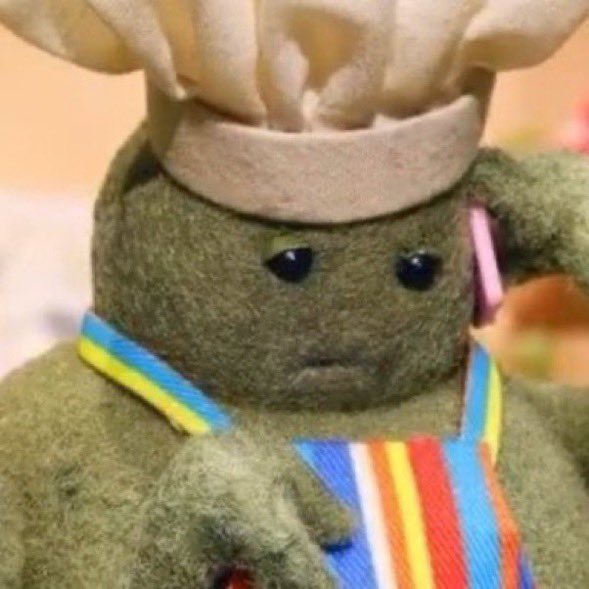 El Guarromántico tweet media