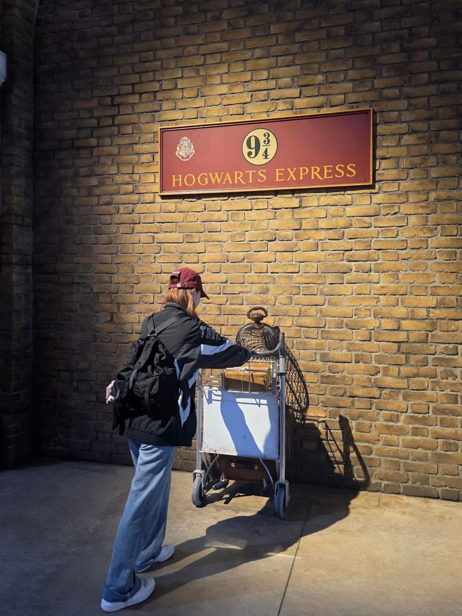 ___s_hye's tweet photo. 260201 #수혜 인스타 업뎃!!

Harry Potter🧙‍♂️🔮✨️🦉 https://t.co/iVM2N3VCax