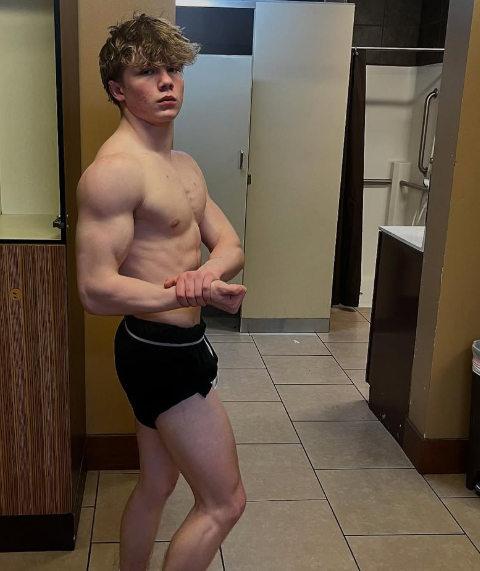 BrightonMathew1's tweet photo. Few Pics of Me https://t.co/bhvjHUQ1BQ