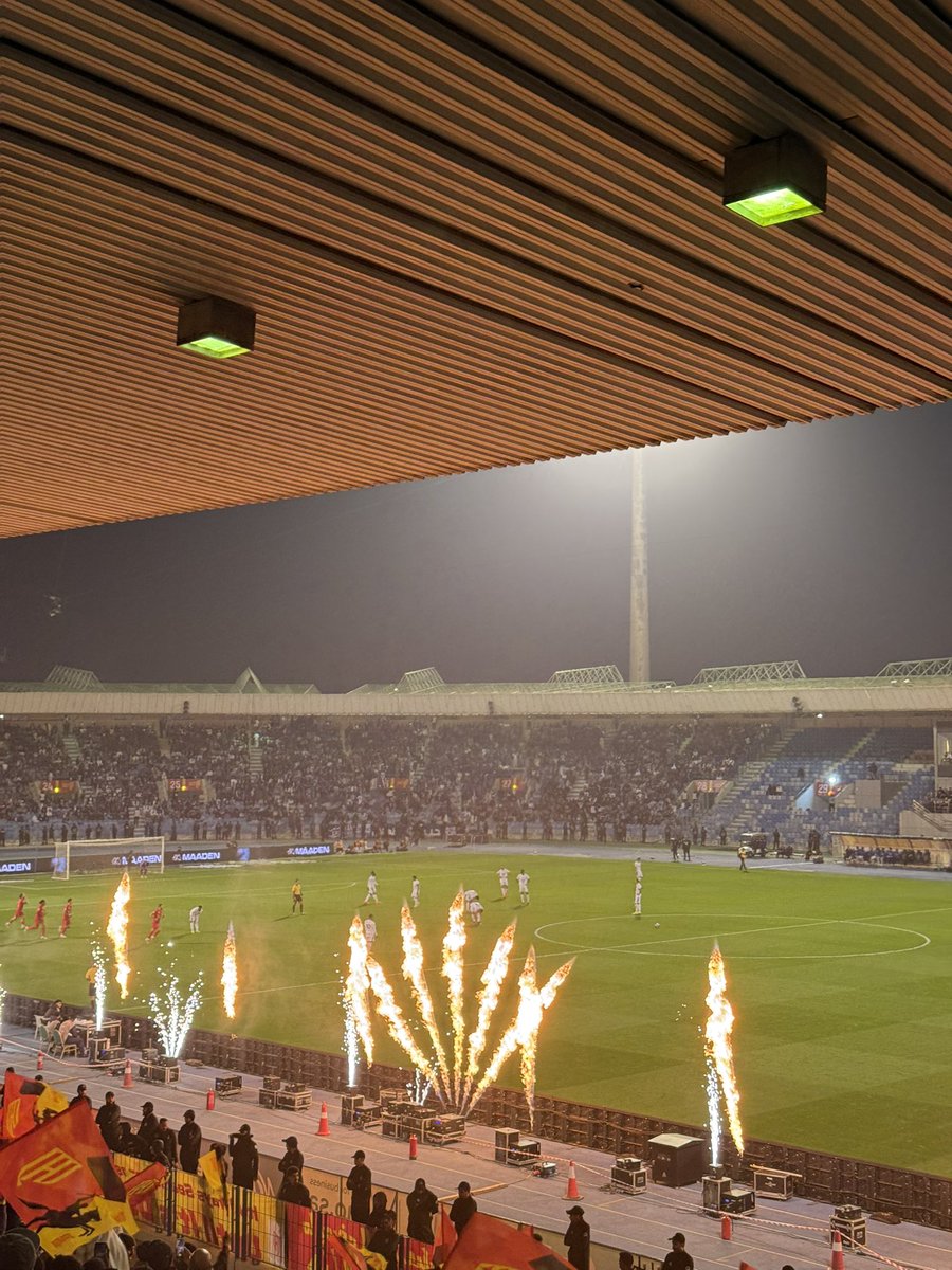 HarbiNM711's tweet image. جماهير اهل الخبر غيييير❤️💛