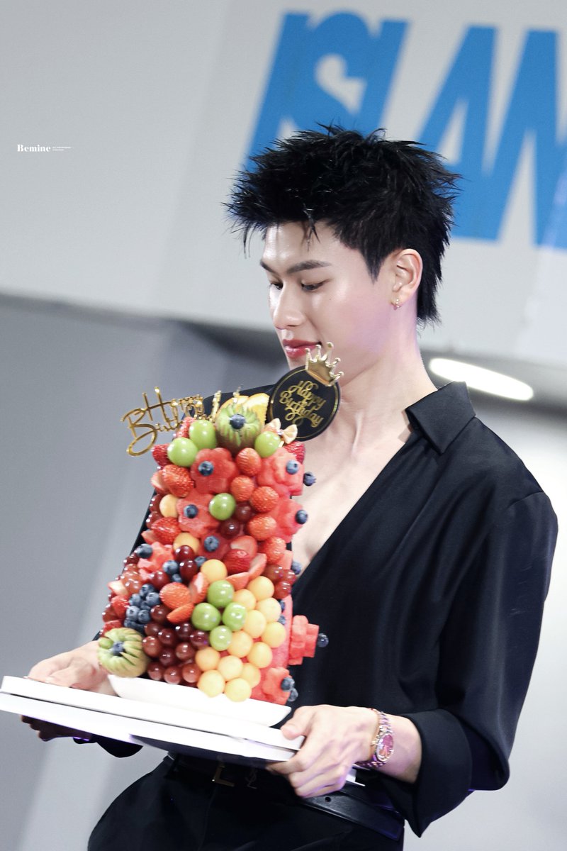 𝟐𝟔𝟎𝟐𝟎𝟏 ━ 26TH CEO OFFROAD

เค้กสิบโลแต่ชีถือชิลสุดๆสวยๆ🐱🫳🏻

#OffroadBD26thProject
<a href="/TOTOGABACK/">OFFROAD 🚗</a> 
━ ꒰ #ออฟโรด #offroadKTP ꒱