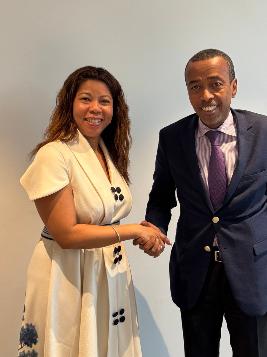 AmbMedIdriss's tweet photo. Discussions intéressantes et enrichissantes avec la Ministre de la Justice Garde des Sceaux de Madagascar cette après-midi. https://t.co/50W4mX2PVt
