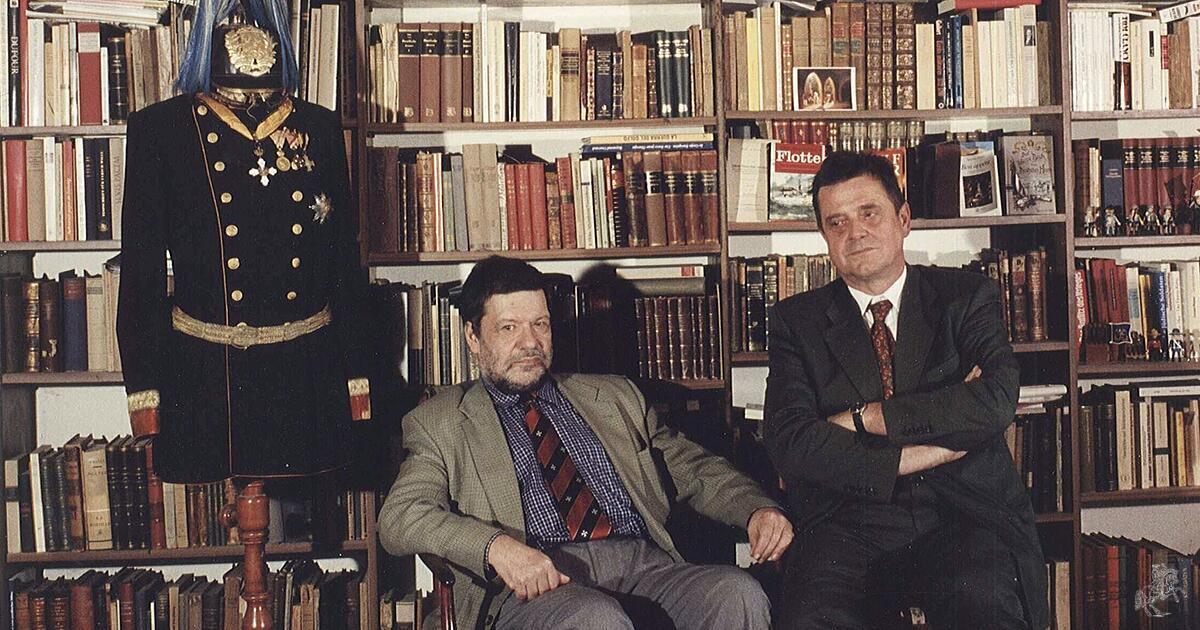 DieTagespost's tweet photo. „Manche Narreteien dauern 45 Jahre“       

 Seit 1980 veröffentlicht der Karolinger Verlag Bücher, ohne auf Trends zu schielen. Die Gründer Peter Weiß und Jean-Jacques Langendorf sprechen über Geschichte und Zukunft des Verlags. 
 
   https://t.co/EhWrjyRrWY https://t.co/x7ySzc4G5F