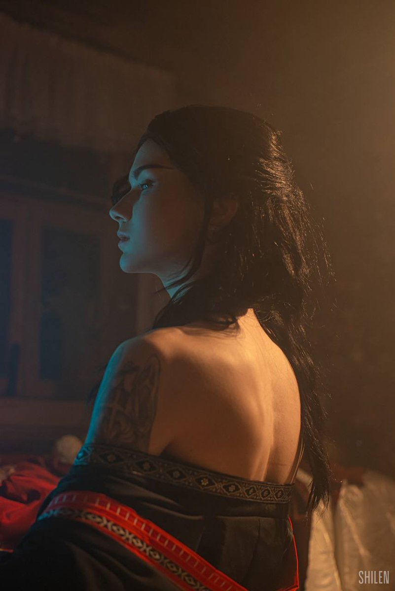 Undying Cosplay tweet media