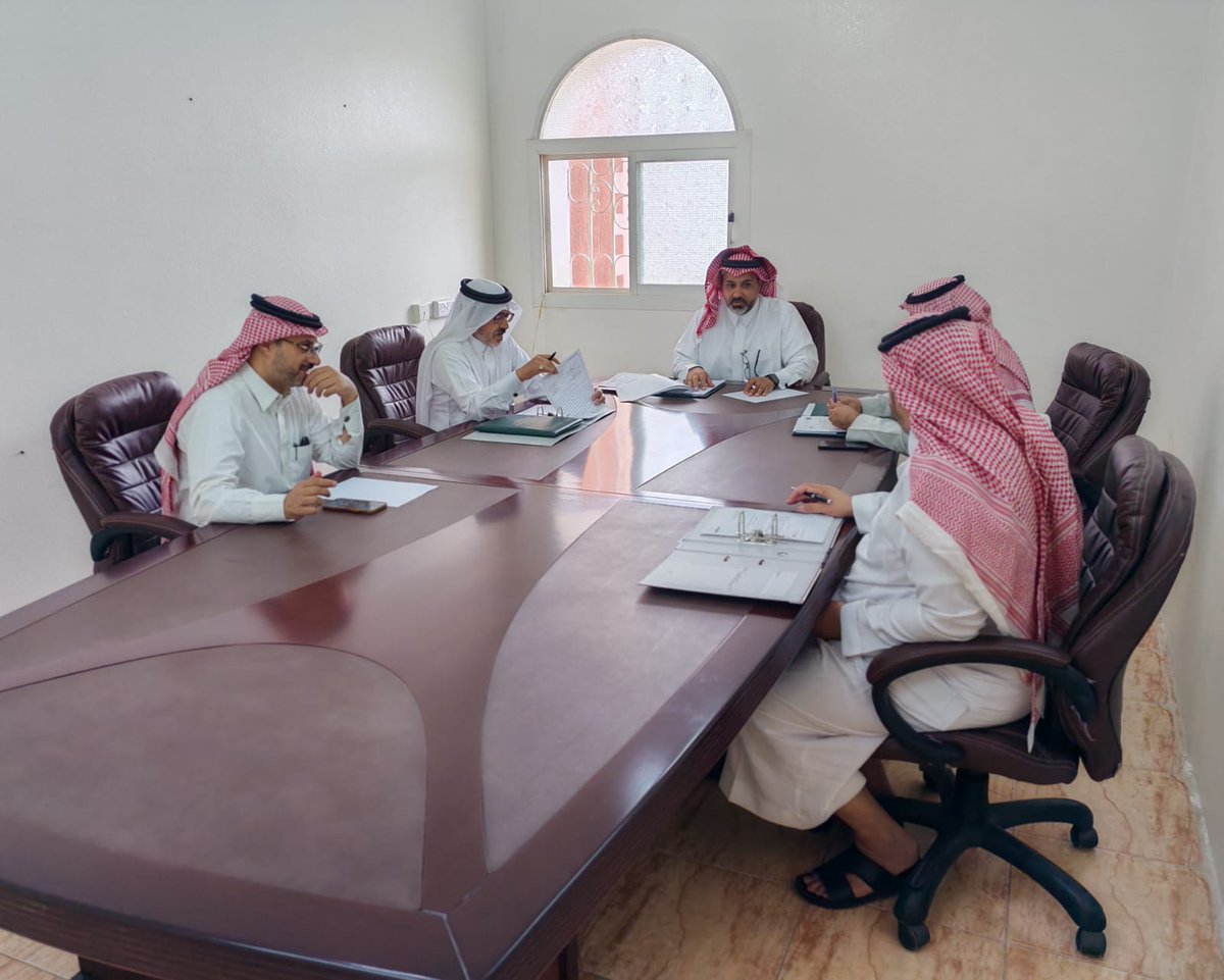 hpk_90001's tweet photo. نبارك لمكتب وزارة الزراعة بأبها الحصول على شهادة نظام إدارة الجودة  9001/2015 م وقد سعدنا في شركة حبك للاستشارات الإدارية بأن تكون شركاء لقيادات وكوادر المكتب في بناء نظام إدارة الجودة بما يتوافق مع المواصفة الدولية

 من نجاح إلى نجاح ومن تميز إلى تميز

@MEWA_KSA https://t.co/5i7pHjeclL