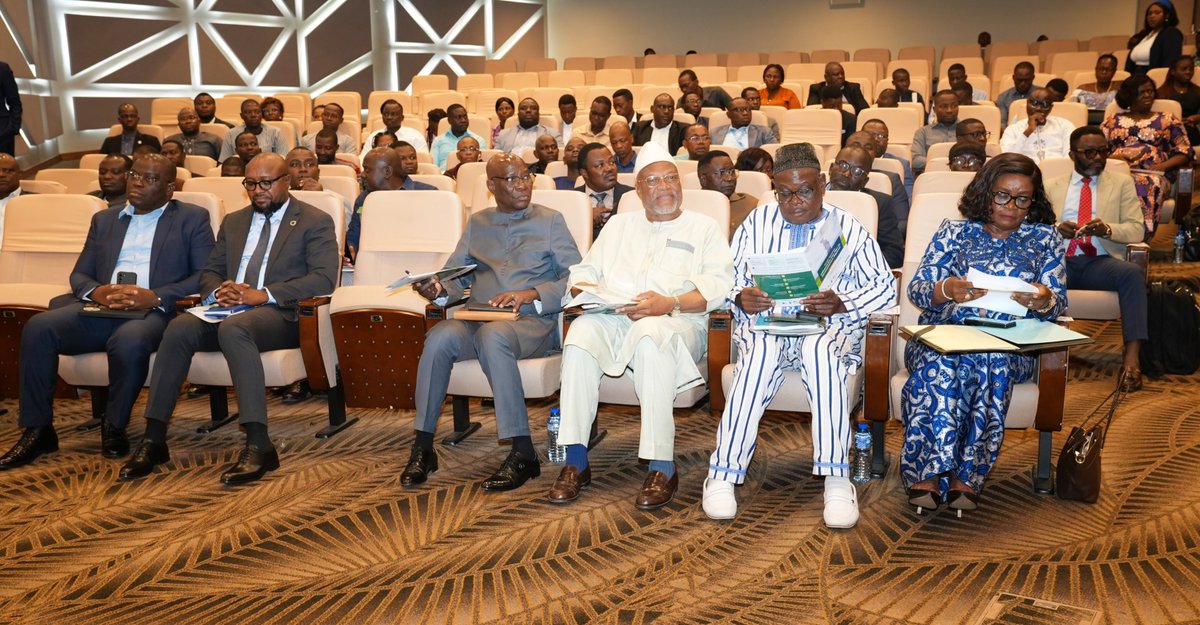 FAOauTogo's tweet photo. Dans le cadre d'une gouvernance territoriale renforcée, @FAOauTogo a appuyé ce2⃣7⃣/0⃣1⃣, @GouvTg dans l'organisation de l’atelier national de validation finale du Guide national d’élaboration du Plan de Développement Régional, sur le projet #NAPReadiness financé par @theGCF.
1/2 https://t.co/ax3EoxpzwS
