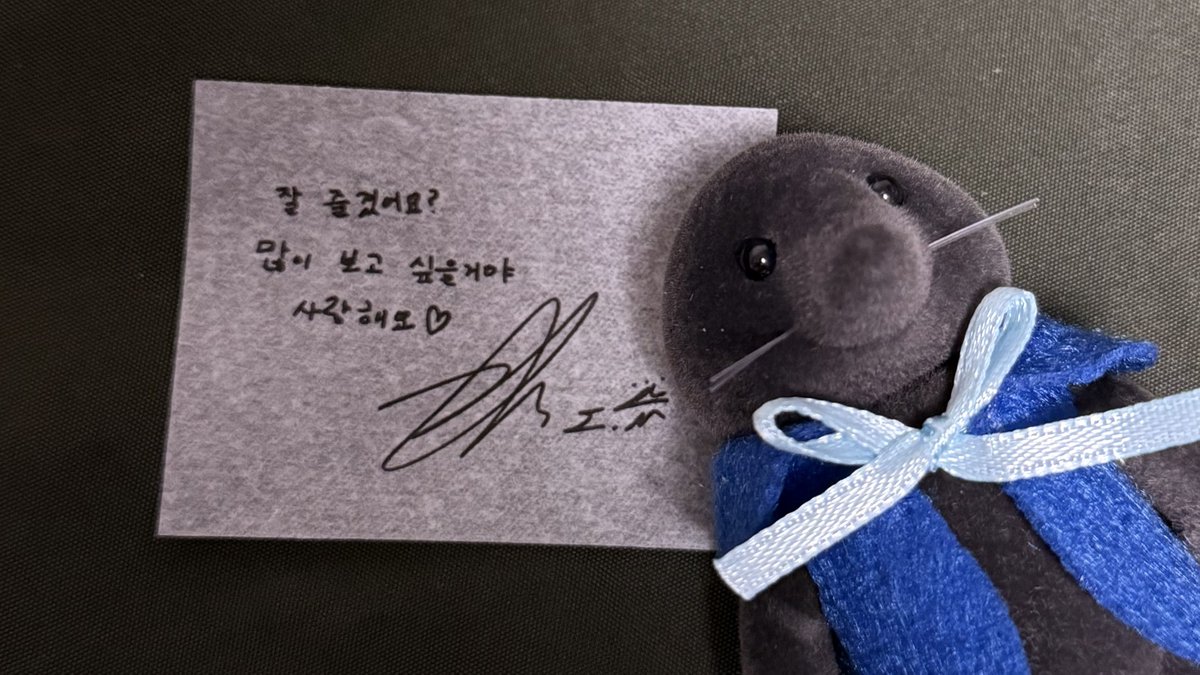 Mongdae___'s tweet photo. 다시는 이 두더지 안 꺼낼 줄 알았어 https://t.co/DtYZESehcJ