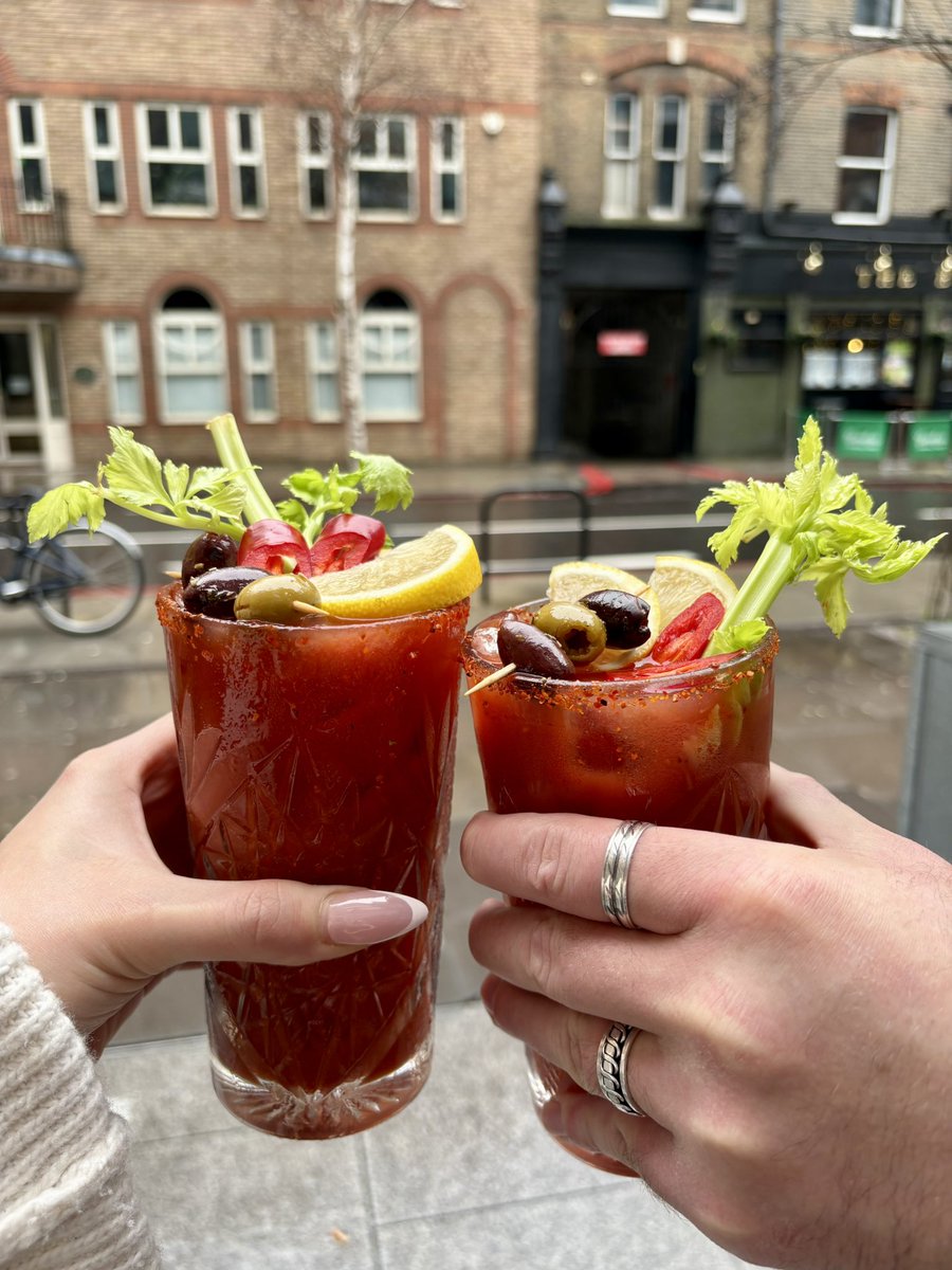 Beat that hangover with a tasty Bloody Mary! 🍋🌶️🫒

#bloodymary #sunday #sundaylove