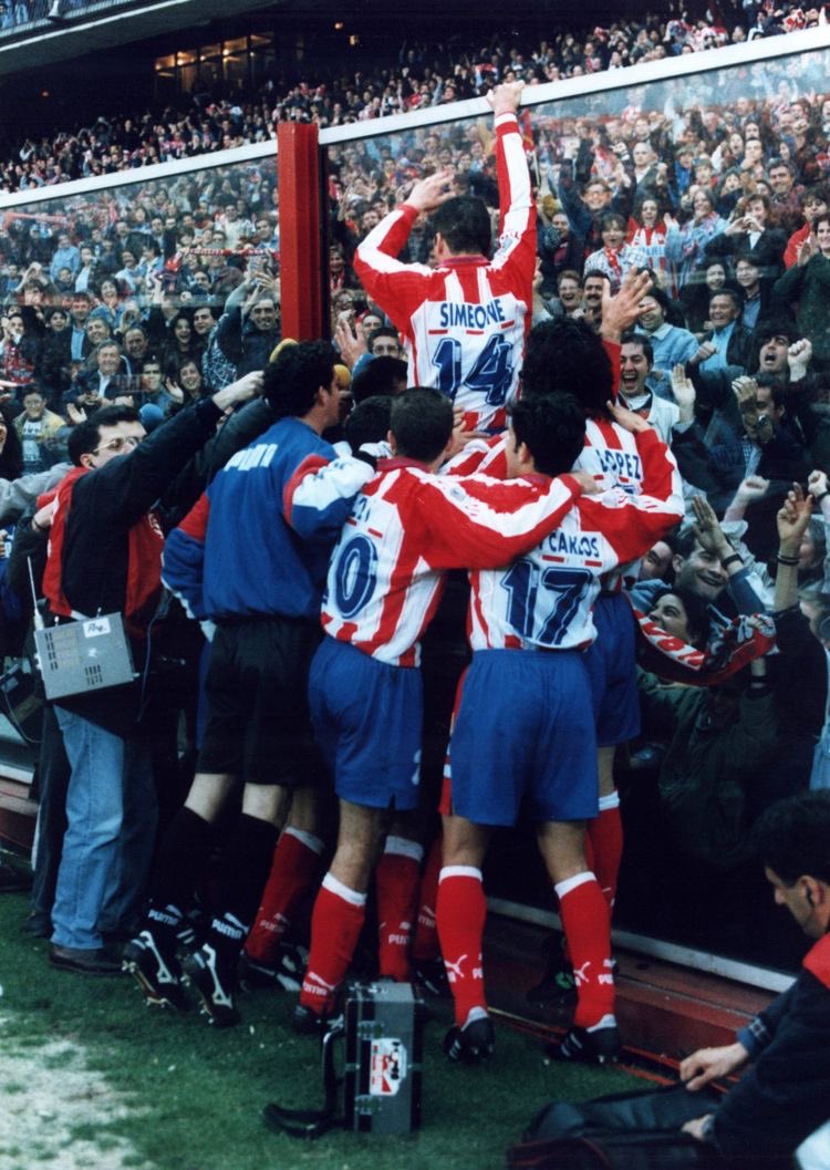 aradecas's tweet photo. SIEMPRE a tu lado. Sólo tú eres mi Pastor.
#CholismoOBarbarie
#CholoSiempreATuLado
No te puedo amar más @Simeone https://t.co/X3ikNPHaYf