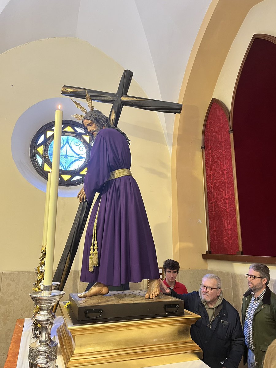 HdadMediadora's tweet image. ✝️ #DíaDelSeñor |  𝐈𝐕 𝐃𝐨𝐦𝐢𝐧𝐠𝐨 𝐝𝐞𝐥 𝐓𝐢𝐞𝐦𝐩𝐨 𝐎𝐫𝐝𝐢𝐧𝐚𝐫𝐢𝐨.

«Dichosos los pobres de espíritu, porque de ellos es el Reino de los cielos».

( Mt 5, 1-12 )

#CofradíasMLG #Redentor