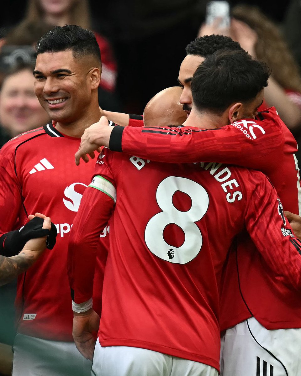 Premier League Arabic tweet media