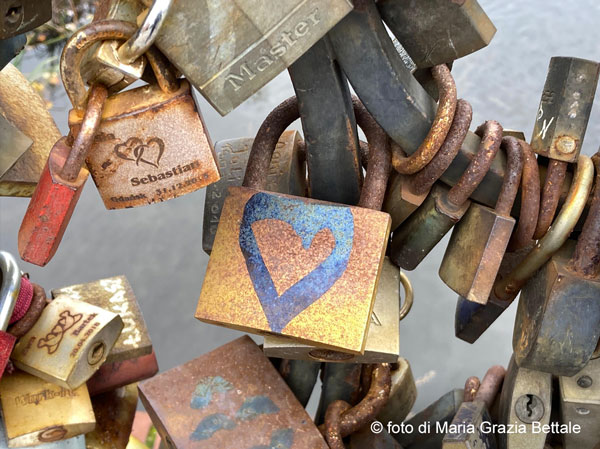 “I legami più profondi non sono fatti né di corde, né di nodi, eppure nessuno li scioglie”
Lao Tzu

Leggi l'editoriale:
csv-vicenza.org/web/2026/02/01…