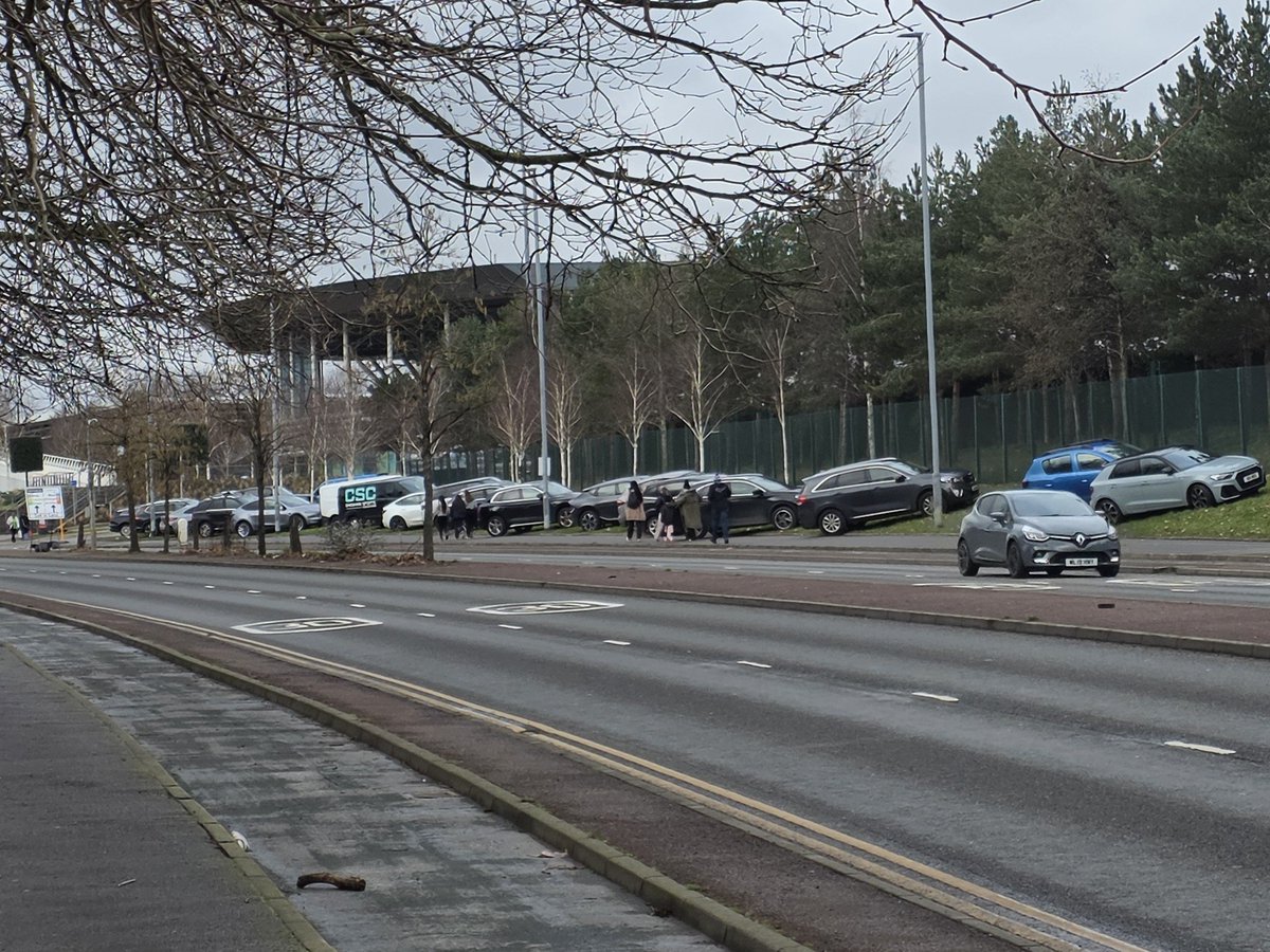 Hey <a href="/ManCityCouncil/">Manchester City Council</a>, why are there no bylaws being enforced to protect our green spaces? Total lack of duty of care from <a href="/ManCity/">Manchester City</a> letting fans park like idiots on the grass. This isn't a car park, it’s a community space.  <a href="/MENnewsdesk/">Manchester News MEN</a> #Manchester #Etihad #ParkingChaos #ManCity