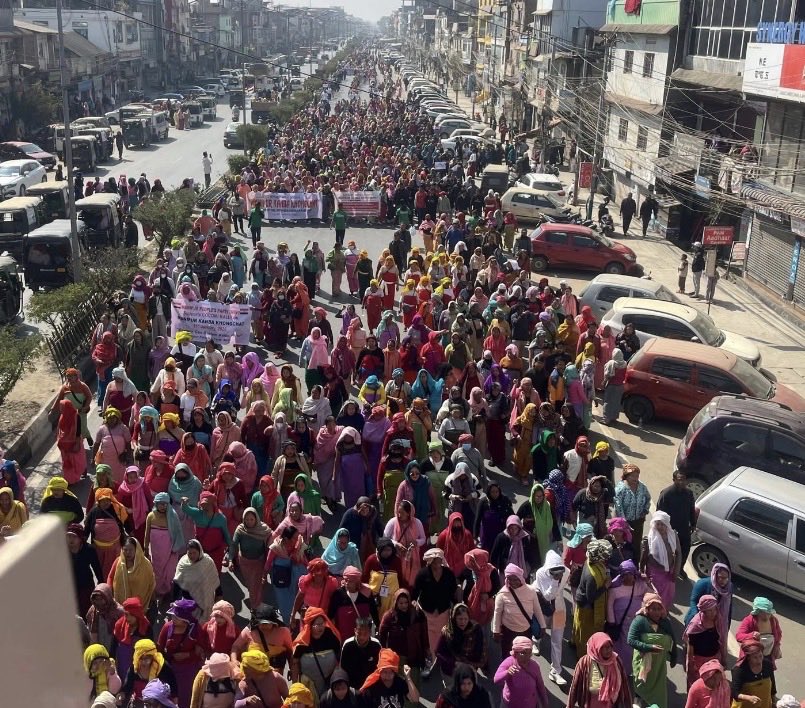 BinaNepram's tweet photo. Hundreds of thousands of Indigenous Peoples marched in #Manipur this week calling for an end to ongoing violence, to stop “balkanisation” of the state & peoples and ensure safe return of thousands of internally displaced persons to their homes #PeaceBeThePath #StopEngineeringWars https://t.co/41QevkF7z3