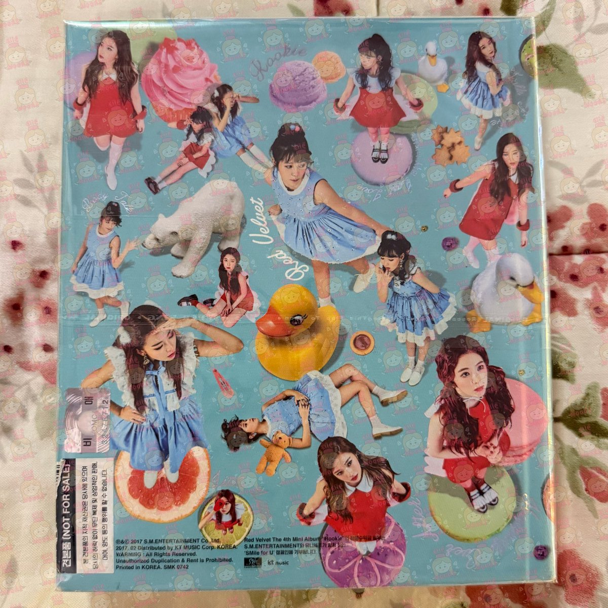 random_pilotguy's tweet photo. 🧁 wts red velvet ina 🧁 

— 🛞 IDR 1.500.000
— ☁️ EXCLUDE local shipping fee
— 🛞 unsealed no photocard
— ☁️ NO KEEP

🏷️ signed album only red velvet irene seulgi wendy joy yeri rookie #ตลาดนัดรวว #ตลาดนัดredvelvet  #pasarredvelvet 양도 레드벨벳 https://t.co/M69zhpgdFt