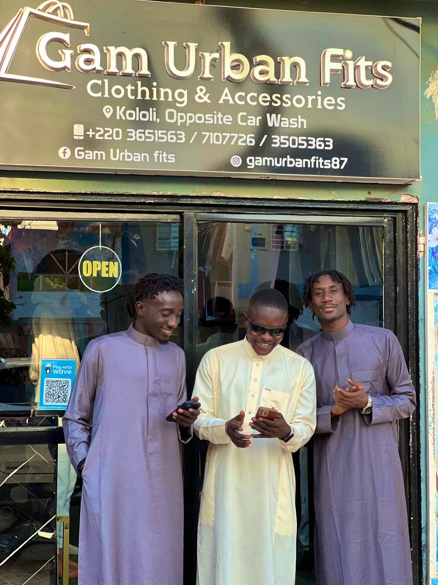 suleiimani's tweet photo. Reuniting with @mbeews_ again has been the highlight of my year❤️…. @sheikhConsti yowit fateh wumala https://t.co/vWqsyi7tQ3