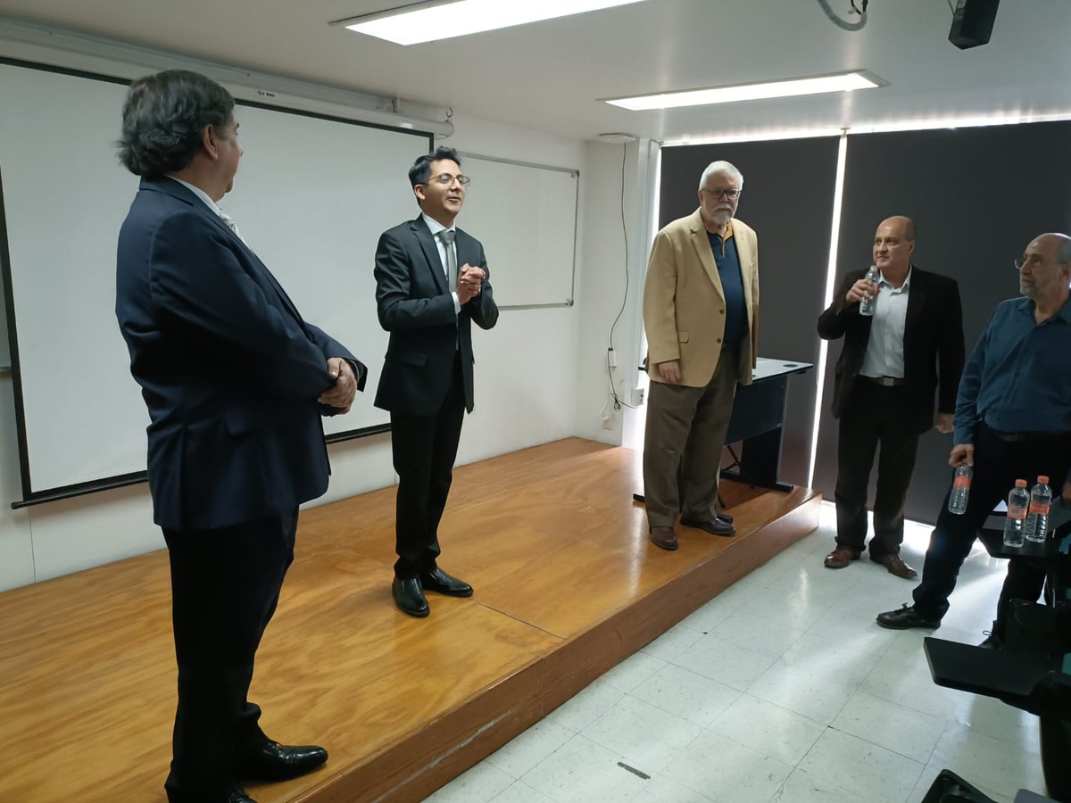 José L Medina-Franco tweet media