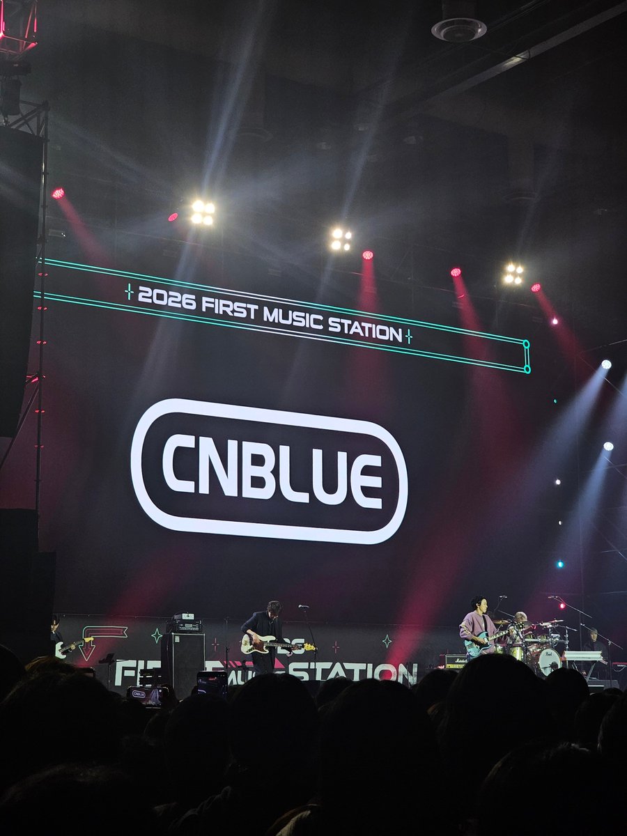 TeamFNC 사랑합니다....💙