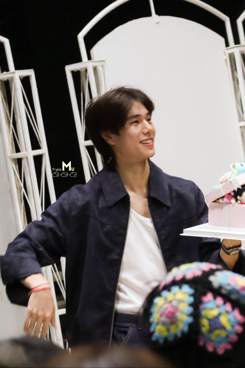 TripleM_U's tweet photo. ทำดีๆ เราเป็นมาดามอาเซนี่!!!! เซิ้งม่วนเกินอ่ะลูกเอ้ยยยยย

THE GOOD YEAR OF POND

#Happy25thPondDay
#ppnaravit #phuwintang 
#ปอนด์ภูวินทร์ #pondphuwin https://t.co/HsD56Jn9Ik