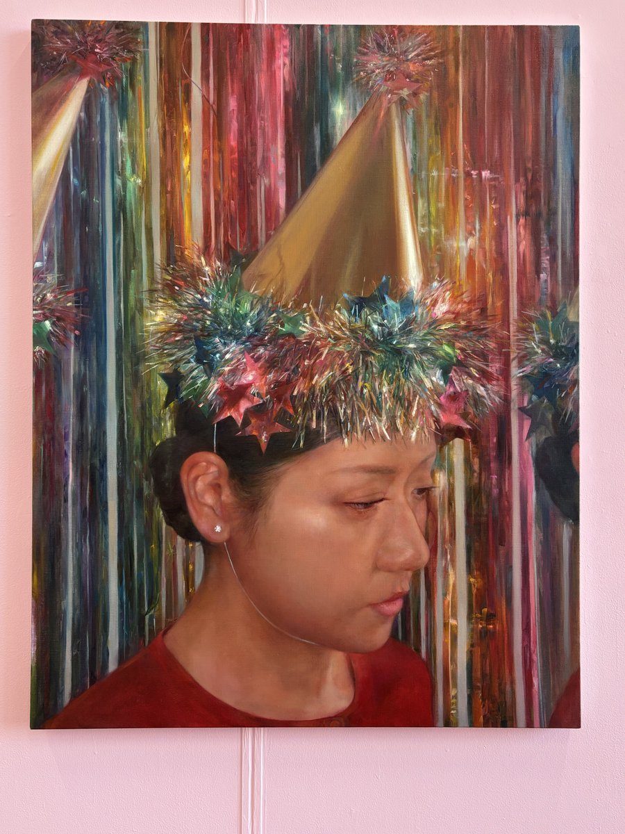 kagura_sakana's tweet photo. 藝大卒展に伺いました。
千葉理子さんの油画における、「ピアスの輝き」に圧倒されました・・・！🫢🫢🫢

#卒展 
#藝大卒展 https://t.co/m5BawmIlWq