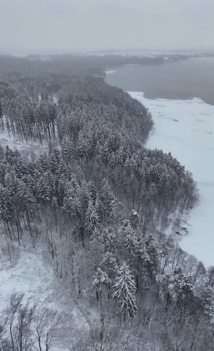 Borys61581538's tweet photo. Hańcza najgłebsze jezioro w Polsce zamarzło.
Pierwsze takie zjawisko od lat 😳 https://t.co/epej2rbiKz