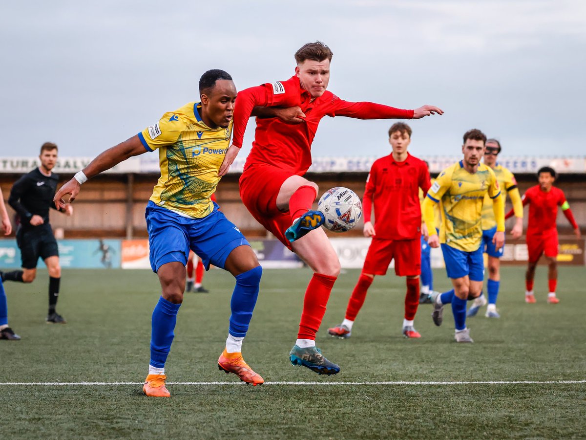 Lydia & Nick tweet media