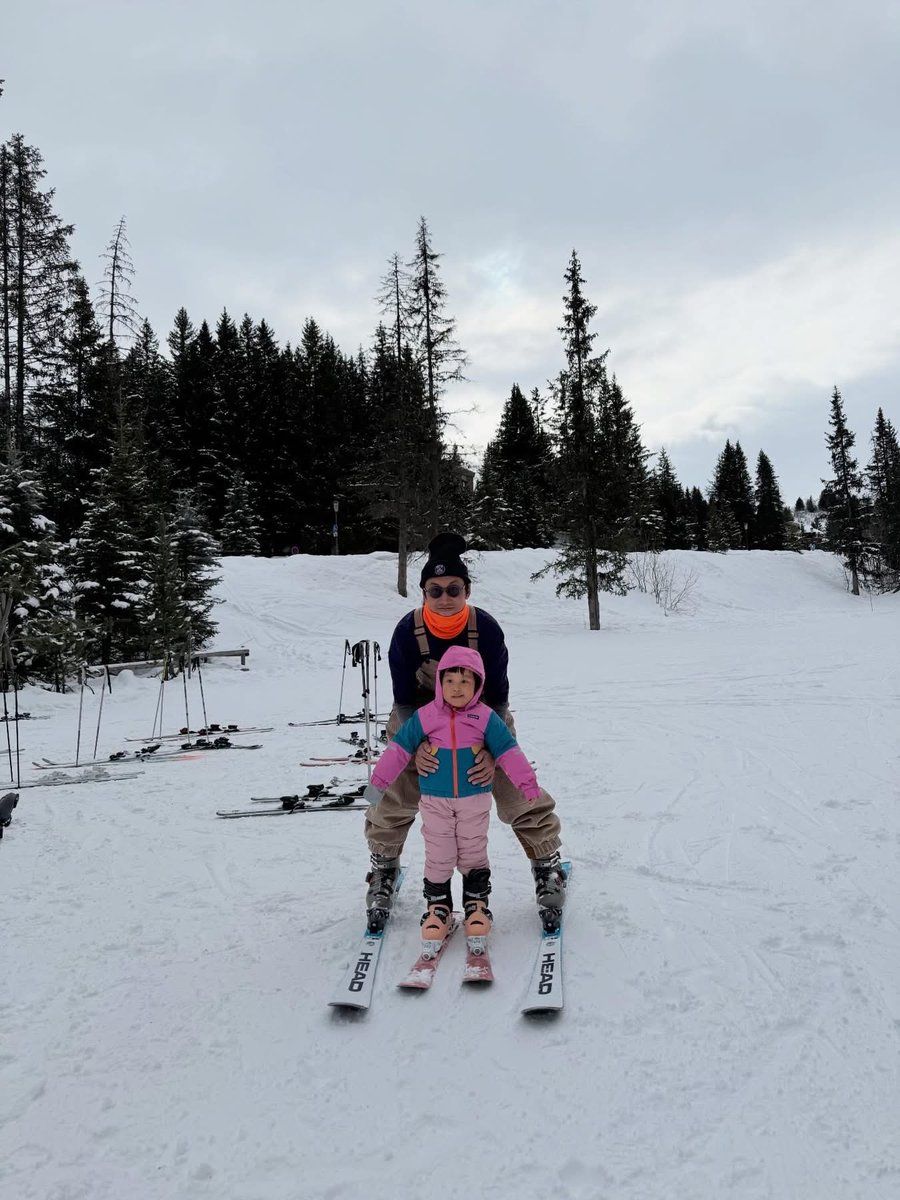 nateegetsunova's tweet image. courchevel1850. 🐴📺🛗🏡🛷🚠🐧🌲🛝🚡🍽️🎿⛷️🐌🏊🏼‍♀️ #LL🍙 #courchevel