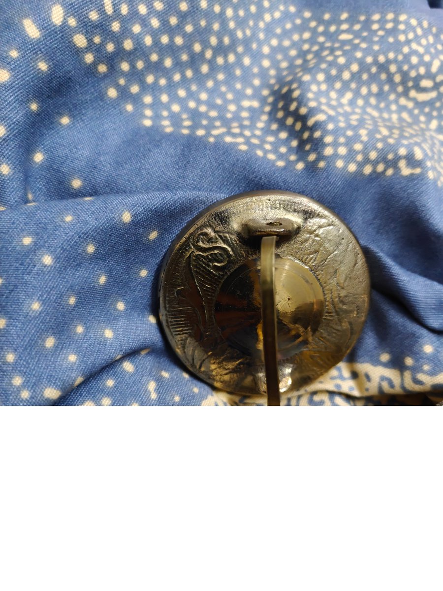LivingOnCusp's tweet photo. Insanity and drama. Another ecommerce fraud. @ZeptoNow  sent this tarnished awful product and claims this is per zepto's quality standard. https://t.co/qI34umOODH