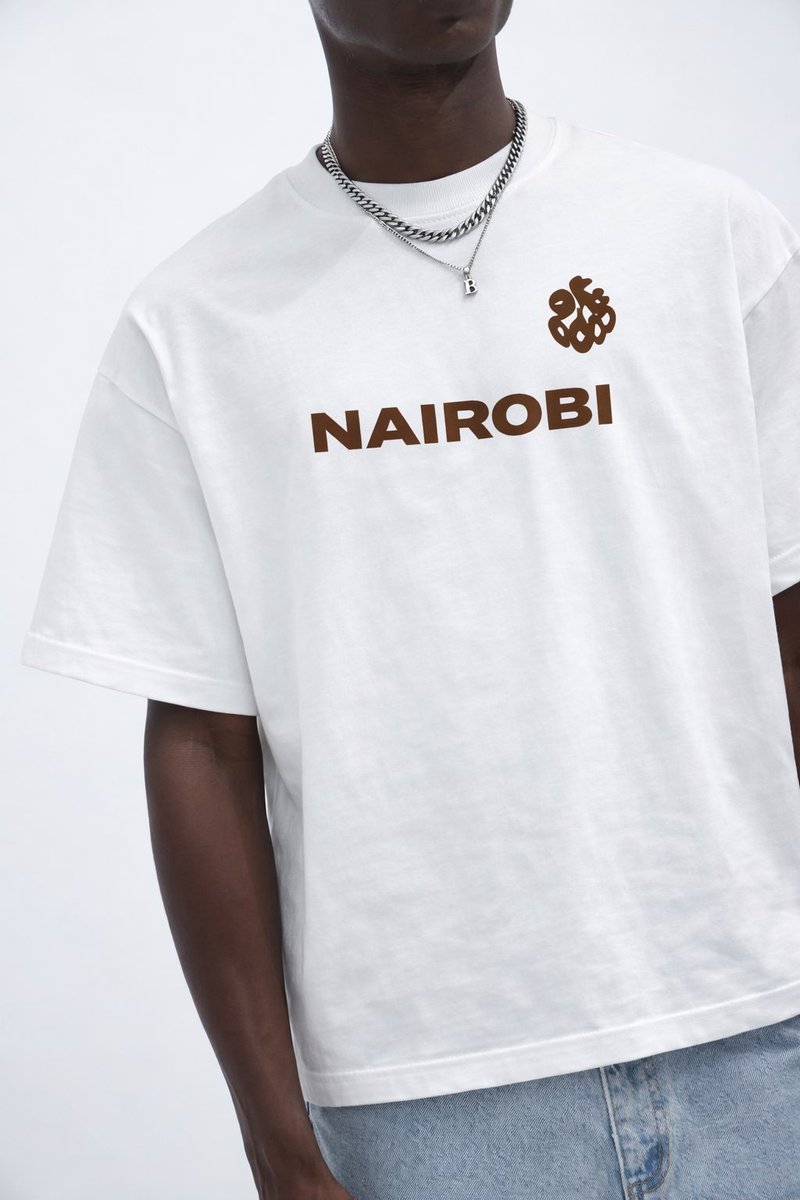AtOddsClothing's tweet photo. Some good news in Nairobi:
Our Nairobi T-shirts are here bold timeless and built to last. Crafted from French Terry heavy cotton and finished with premium embroidery, these tees don’t just look good..they stay good for years.

Price: 3500/- 
#Wardrobessentials
#MadeInKenya https://t.co/3tHOweazrb