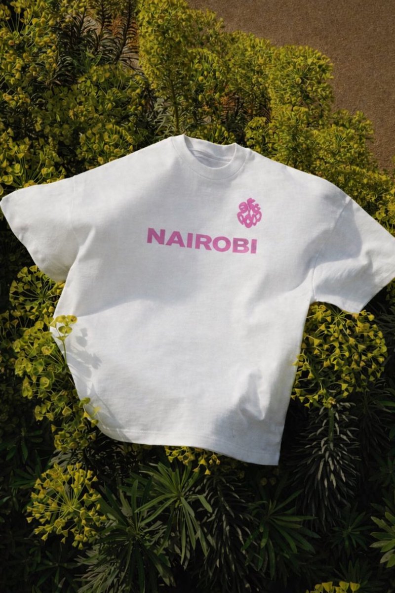 AtOddsClothing's tweet photo. Some good news in Nairobi:
Our Nairobi T-shirts are here bold timeless and built to last. Crafted from French Terry heavy cotton and finished with premium embroidery, these tees don’t just look good..they stay good for years.

Price: 3500/- 
#Wardrobessentials
#MadeInKenya https://t.co/3tHOweazrb