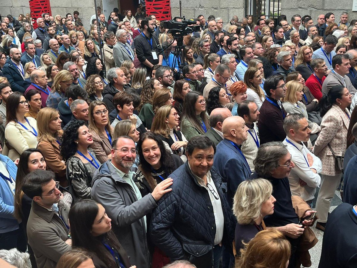 Clausuramos la #2IntermunicipalPPMadrid en San Lorenzo de El Escorial. Dos intensos días que han servido para seguir trabajando en un proyecto que represente a la inmensa mayoría de los madrileños.

Como dice el lema, la experiencia nos hace mejores. El <a href="/ppmadrid/">PP Comunidad de Madrid</a> imparable.