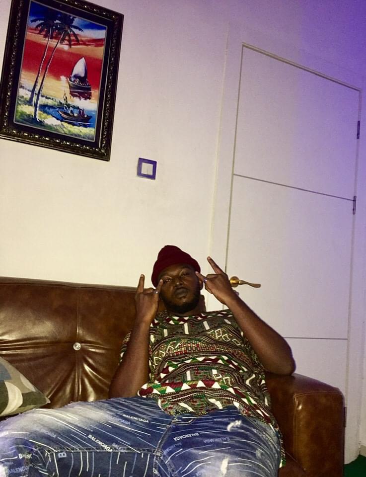 Iam_notchman's tweet photo. My music is characterized by "Afro Salad" a mixture of Afro beat, Afro fusion,reggae music and dance hall,story telling lyrics and infectious Melodies 📌
Wlcm to the month of 💜
New Notchman Loading ... https://t.co/jUCqvIZFHP